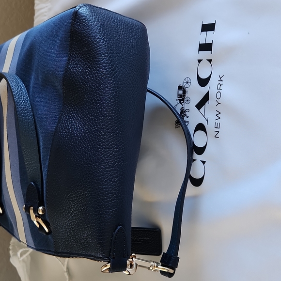 NWT Genuine COACH Women's Handbag/Purse - Picture 5 of 12